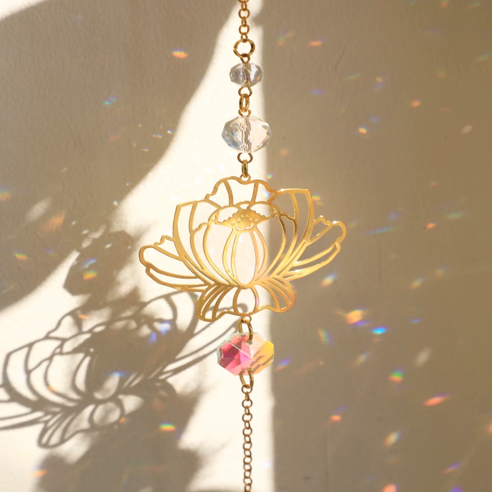 Crystal Lotus Hanging Wind Chi - Crystal Sun Catcher 리뷰 및 가격